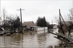 папа направил 50 тысяч евро затопленной польше